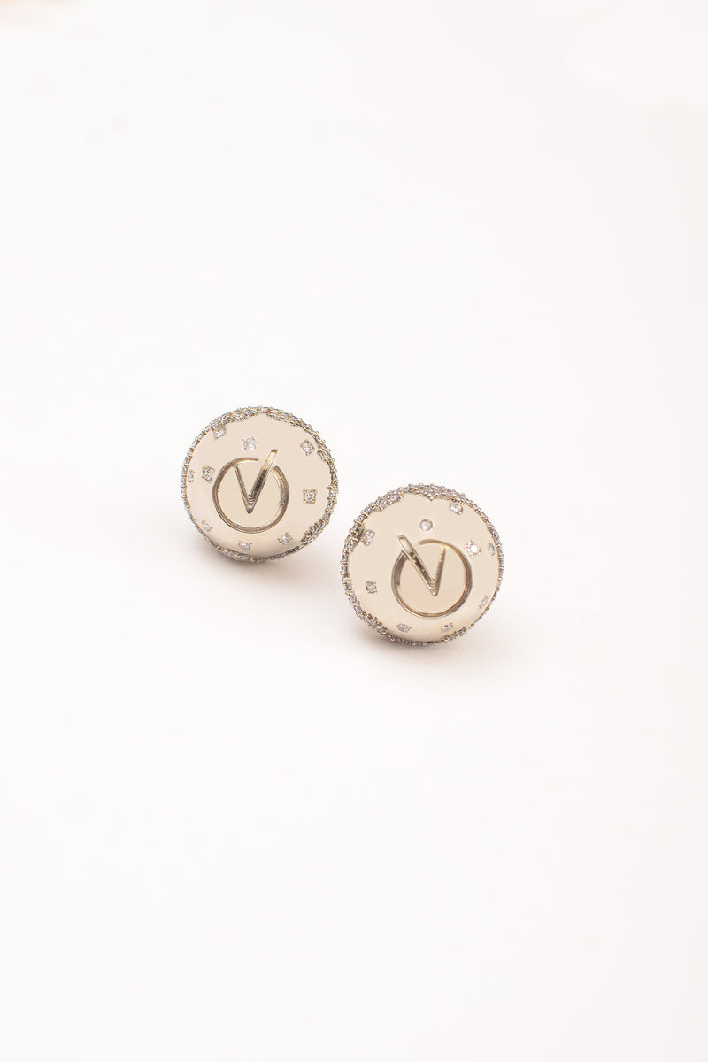 MEDALLION STUDS